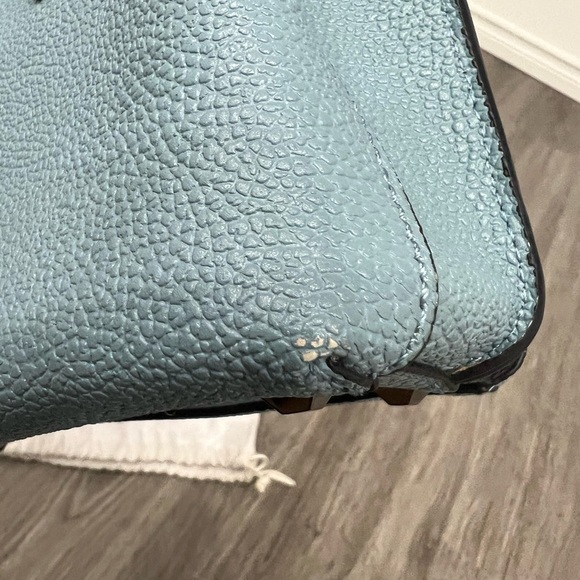 Authentic MCM Small Milla Bag - Picture 9 of 16